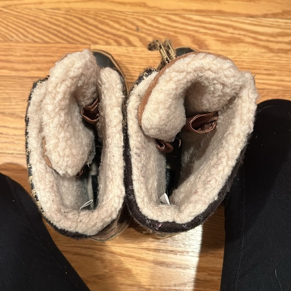 Khombu Winter Boots - Picture 6 of 6